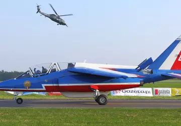 Vliegtuigen Patrouille de France botsen tijdens ...