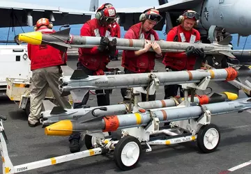 Raytheon verhoogt productie AIM-9X Sidewinder naar ...