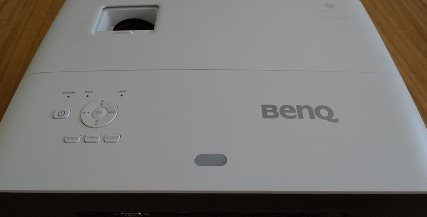 vergelijking TK850 vs W2700i