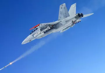 Raytheon heeft de productie van AIM-120 ...