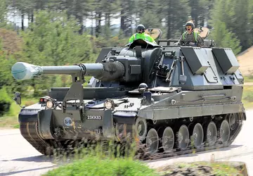 Nadat Groot-Brittannië Oekraïne de zelfrijdende houwitser ...