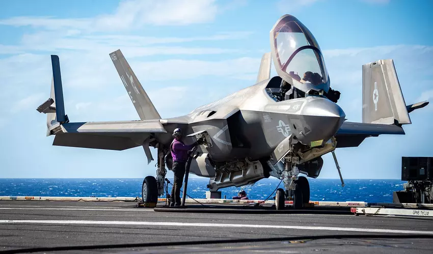 VS verwerpt verzoek van Thailand om F-35 gevechtsvliegtuigen van de vijfde generatie te kopen, maar biedt in ruil F-15E of F-16V aan