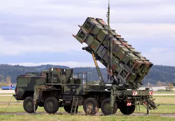 Patriot SAM's, IRIS-T en Gepard luchtafweertanks: ...