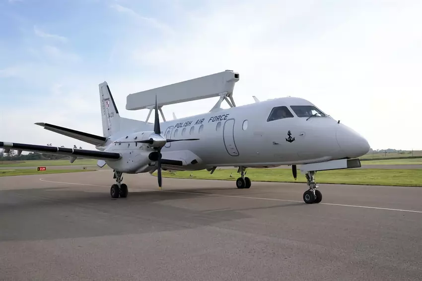 Polen heeft het eerste Saab 340B AEW-300 langeafstandsradar detectie- en controlevliegtuig ontvangen