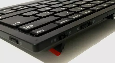 Lenovo's Bluetooth-toetsenbord op zonne-energie dat verbinding maakt met drie apparaten tegelijk wordt mogelijk onthuld op CES 2025