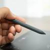 Google Pixel Tablet interface met stylus