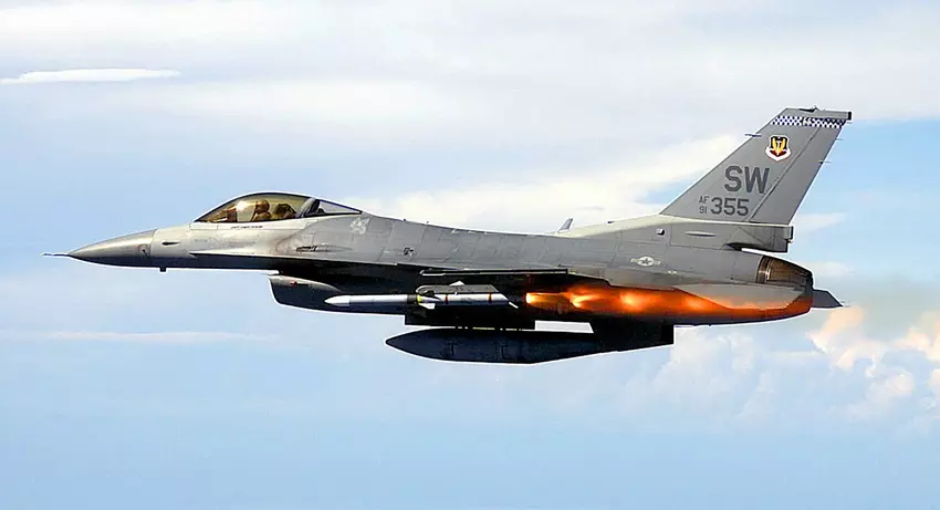 RTX heeft $192 miljoen ontvangen voor de levering van AIM-120 AMRAAM luchtdoelraketten aan de VS, Oekraïne, het VK, Canada en 15 andere landen.