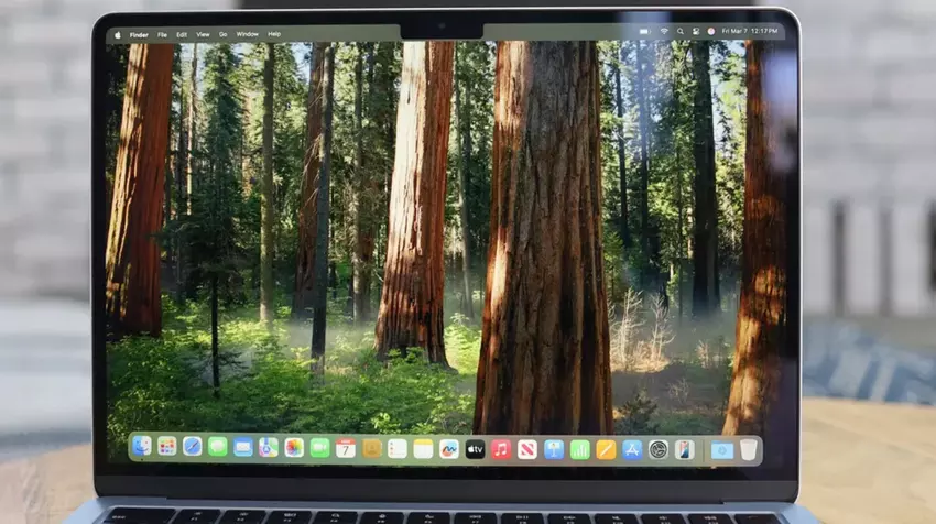 Slim7i vs MacBook Air M4 vergelijking