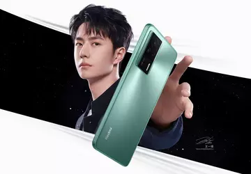 Dimensity 8300, 1,5K scherm en 90W ...