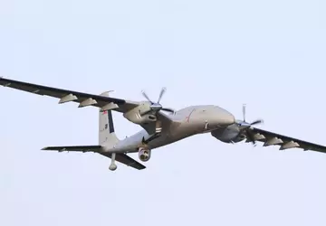 Bayraktar Akinci test Murad AESA-radar met ...