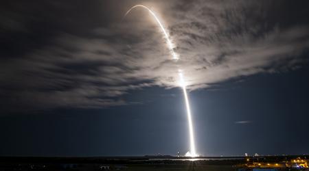 SpaceX heeft een nieuw record bijgewerkt voor het hergebruiken van de eerste trappen van de Falcon 9-raket - het bedrijf heeft dezelfde booster 17 keer gelanceerd.