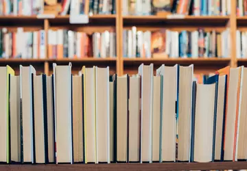 Nog twee auteurs klagen Microsoft en ...