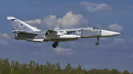 Russisch Su-24MR verkenningsvliegtuig schond Pools luchtruim