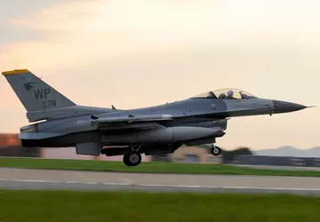 Canada traint mee Oekraïense piloten en ...