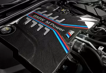 BMW behoudt V8-modellen omdat Amerikanen van ...