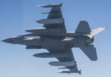 AGM-158 JASSM, AGM-154 JSOW, AGM-120 AMRAAM ...