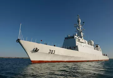 Iran onthult eerste inheemse verkenningsschip