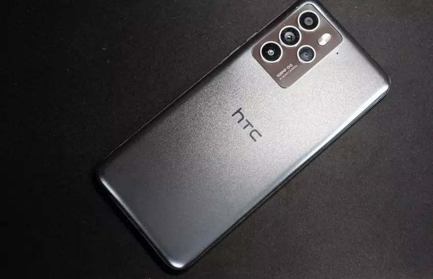 De vermeende HTC U24 Pro is opgedoken in de Google Play console met een gebogen FHD+ beeldscherm en Snapdragon 7 Gen 3 processor.