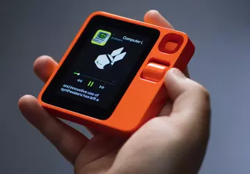 Rabbit R1 maakt zich op voor ...