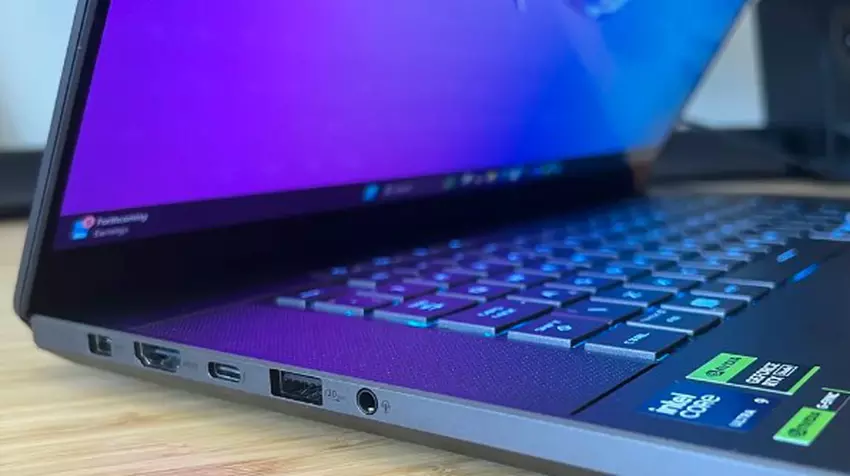 ROG Strix G16 vs ROG Zephyrus G16 vergelijking