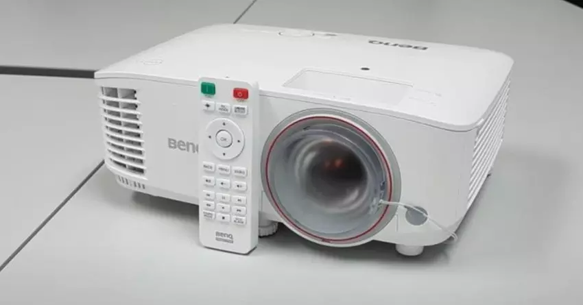 BenQ TH671ST projector voor kleine kamer