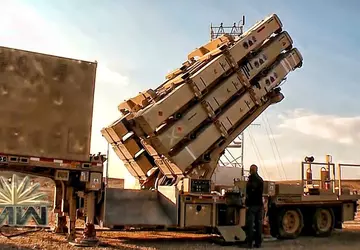 David's Sling raketafweersysteem schiet voor het ...