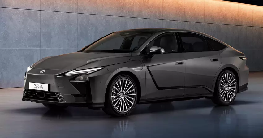 De achtste generatie Lexus ES wordt onthuld in Europa: nu hybrides en elektrische versies