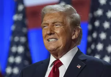 Trump schrapt CBP One-app voor migranten: ...