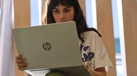 HP heeft de OmniBook 5 onthuld, een lijn van compacte en krachtige laptops geoptimaliseerd voor AI-toepassingen