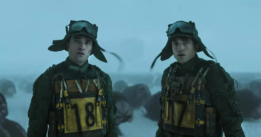 "Grappig, gewelddadig en ontroerend": eerste kijkers zijn blij met Mickey 17 met Robert Pattinson in de hoofdrol