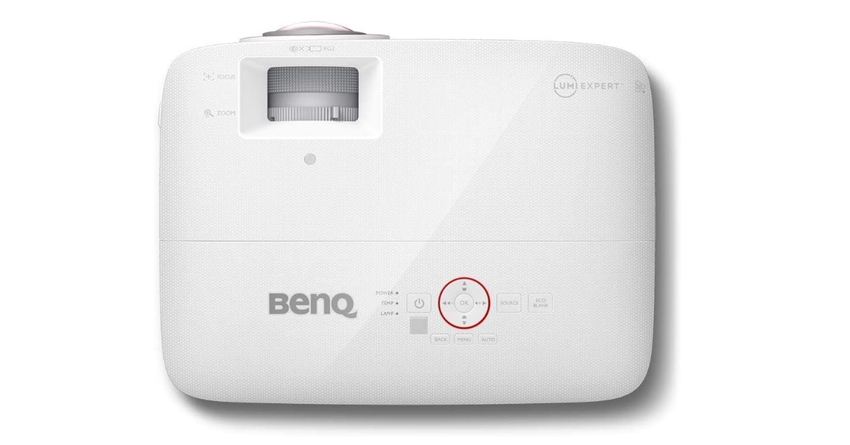 BenQ TH671ST skytrak golf simulator projector