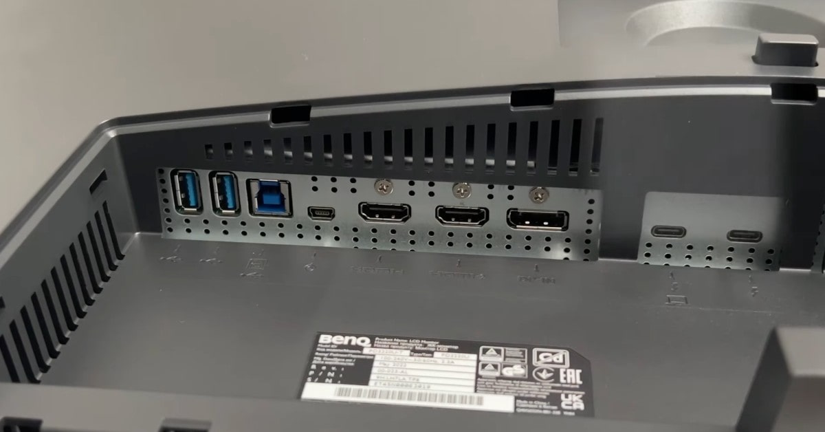 BenQ PD3220U thunderbolt monitor