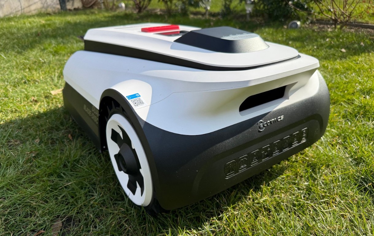 ECOVACS GOAT A2500 slimme grasmaaier met app