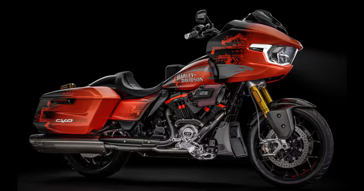 Harley-Davidson introduceert de CVO Road Glide RR met recordvermogen De nieuwe CVO Road Glide RR van Harley-Davidson is de koning van de weg.