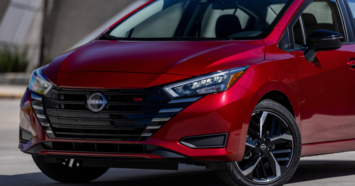 Navigeren door stedelijke landschappen met de nieuwe Nissan Versa SR Verkenning Beyond Efficiency: Ontdek de Nissan Versa SR