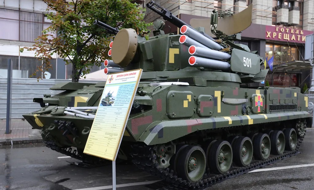 Oekraïnes 2S6 Tunguska-systeem vernietigde een Russische kruisraket, hoewel het daar niet voor ontworpen was. Oekraïnes 2S6 Tunguska-systeem vernietigde een Russische kruisraket, hoewel het daar niet voor ontworpen was.
