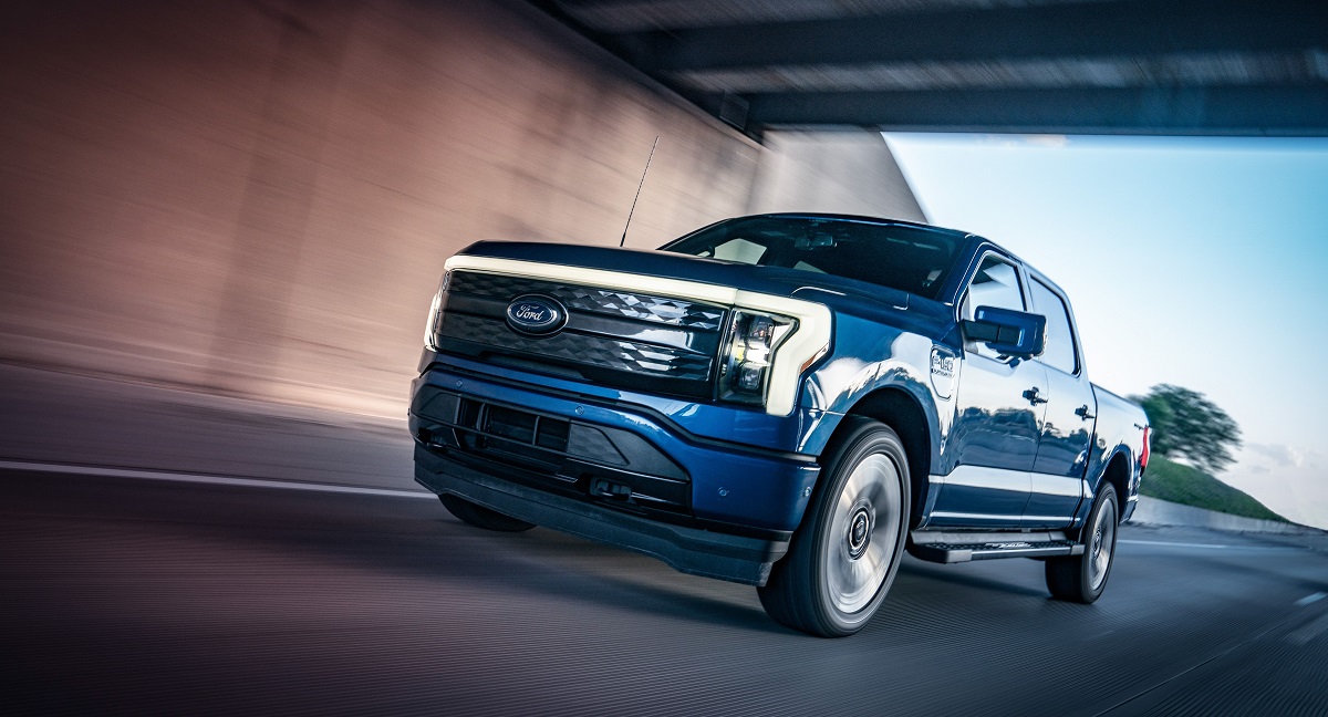 Ford's F-150 Lightning elektrische pick-ups zullen in prijs dalen met $6.000-10.000 vanaf oktober 2023 Ford's F-150 Lightning elektrische pick-ups zullen in prijs dalen met $6.000-10.000 vanaf oktober 2023