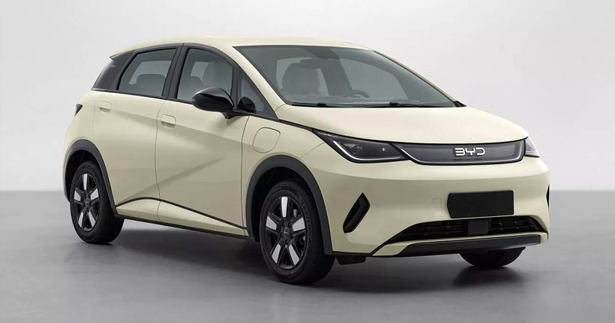 Onthulling van het nieuwe uiterlijk van de BYD Dolphin EV door middel van een contrasterende afbeelding BYD Dolphin EV verschijnt in een nieuw licht: Speciaal verslag met verbazingwekkende foto