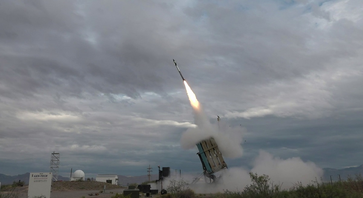 Het Amerikaanse Korps Mariniers ontvangt het MRIC luchtverdedigingssysteem met middellange afstand en Iron Dome-technologieën om zich tegen China te verdedigen. Het Amerikaanse Korps Mariniers ontvangt het MRIC luchtverdedigingssysteem met middellange afstand en Iron Dome-technologieën om zich tegen China te verdedigen.