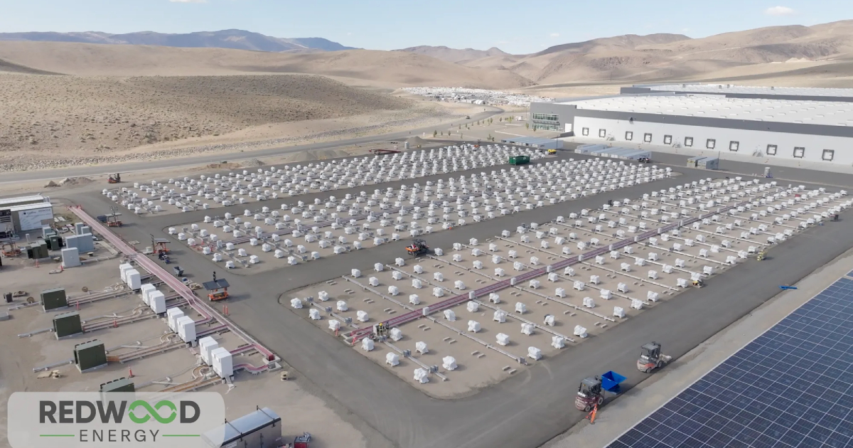 Een geïllustreerd concept van Redwood Materials: hoe de toekomst van energieopslag eruitziet Eerste blik: Redwood Materials toont een illustratie van een stationair energieopslagsysteem