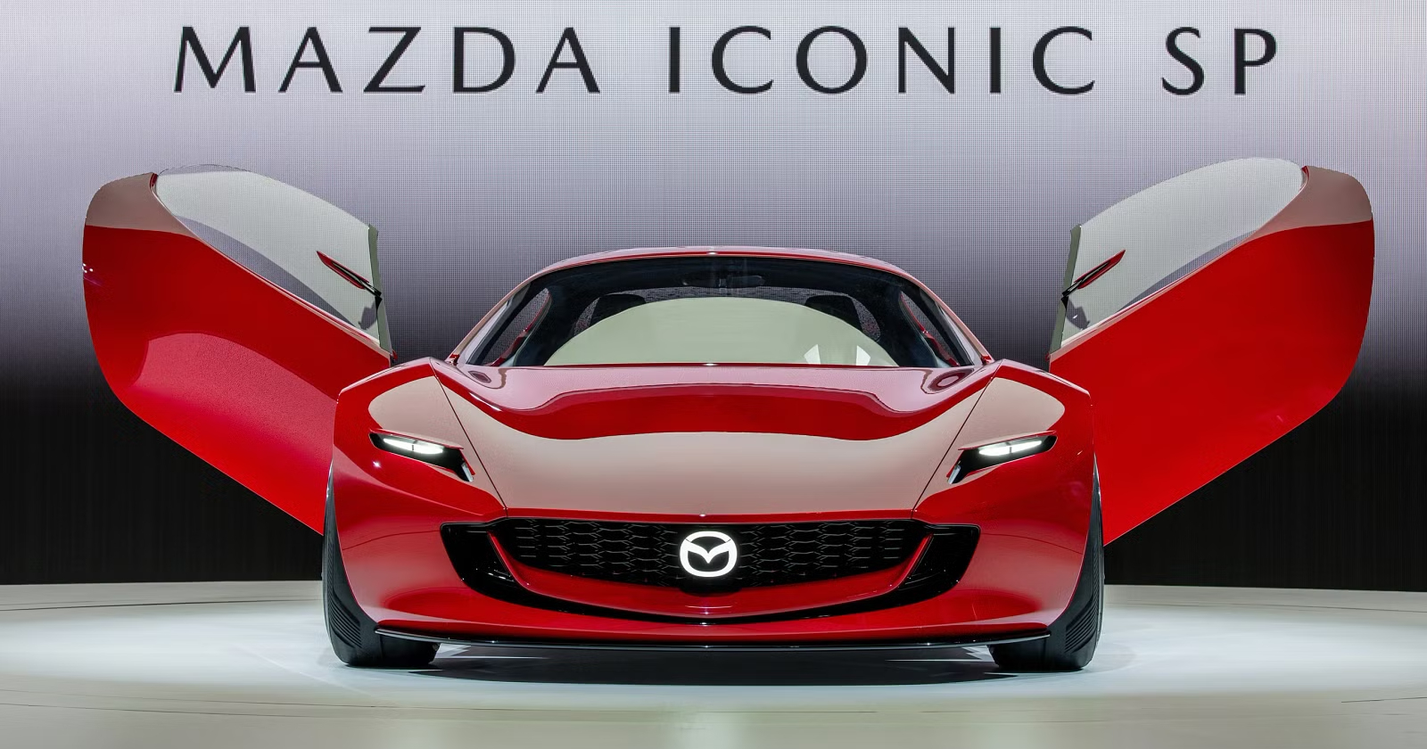 Mazda Iconic SP Concept: Waar erfgoed ontmoet innovatieve technologie Mazda onthult de verbluffende Iconic SP Concept: Een blik op de toekomst van sportauto's