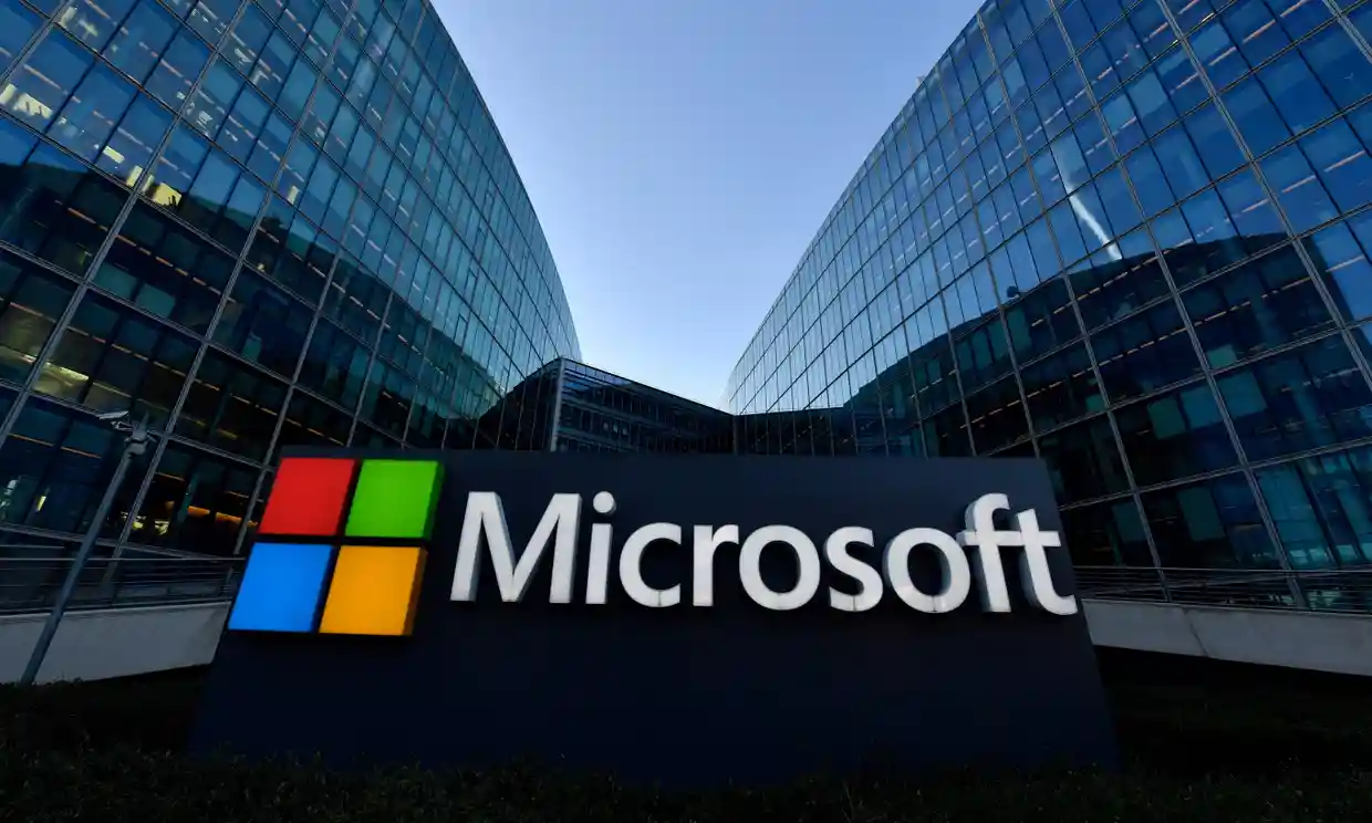 Microsoft-aandelen dalen na de publicatie van het kwartaalbericht ondanks de snelle groei van AI Microsoft-aandelen dalen na de publicatie van het kwartaalbericht ondanks de snelle groei van AI