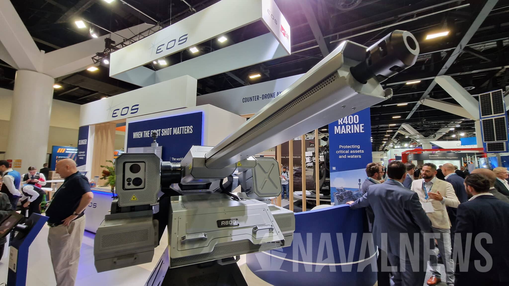 Dazzler - gevechtsmodule met 500W laserwapen, automatisch kanon en machinegeweer om drones tegen te gaan Dazzler - gevechtsmodule met 500W laserwapen, automatisch kanon en machinegeweer om drones tegen te gaan