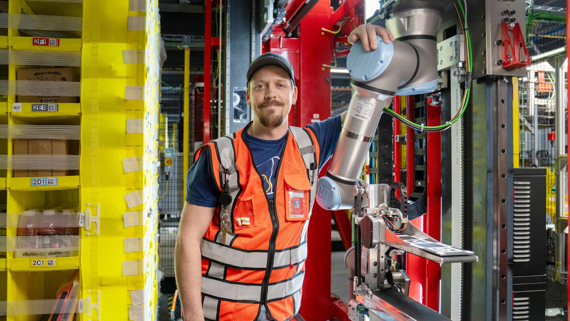 Vulcan: de nieuwe robot van Amazon met grijpinzicht Vulcan robot van Amazon: Zelflerend in actie