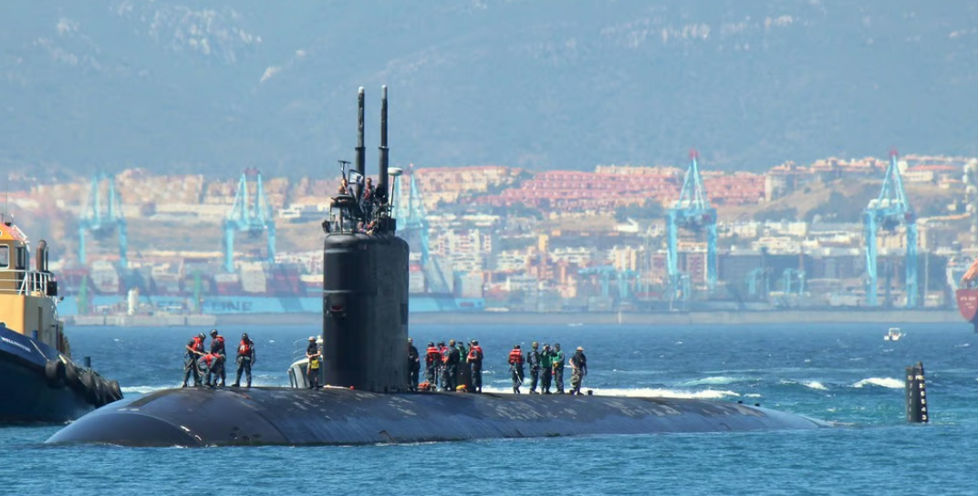 De VS hebben de nucleair aangedreven aanvalsonderzeeër USS Annapolis met Tomahawk-raketten naar de Republiek Korea gestuurd, na de USS Kentucky De VS hebben de nucleair aangedreven aanvalsonderzeeër USS Annapolis met Tomahawk-raketten naar de Republiek Korea gestuurd, na de USS Kentucky