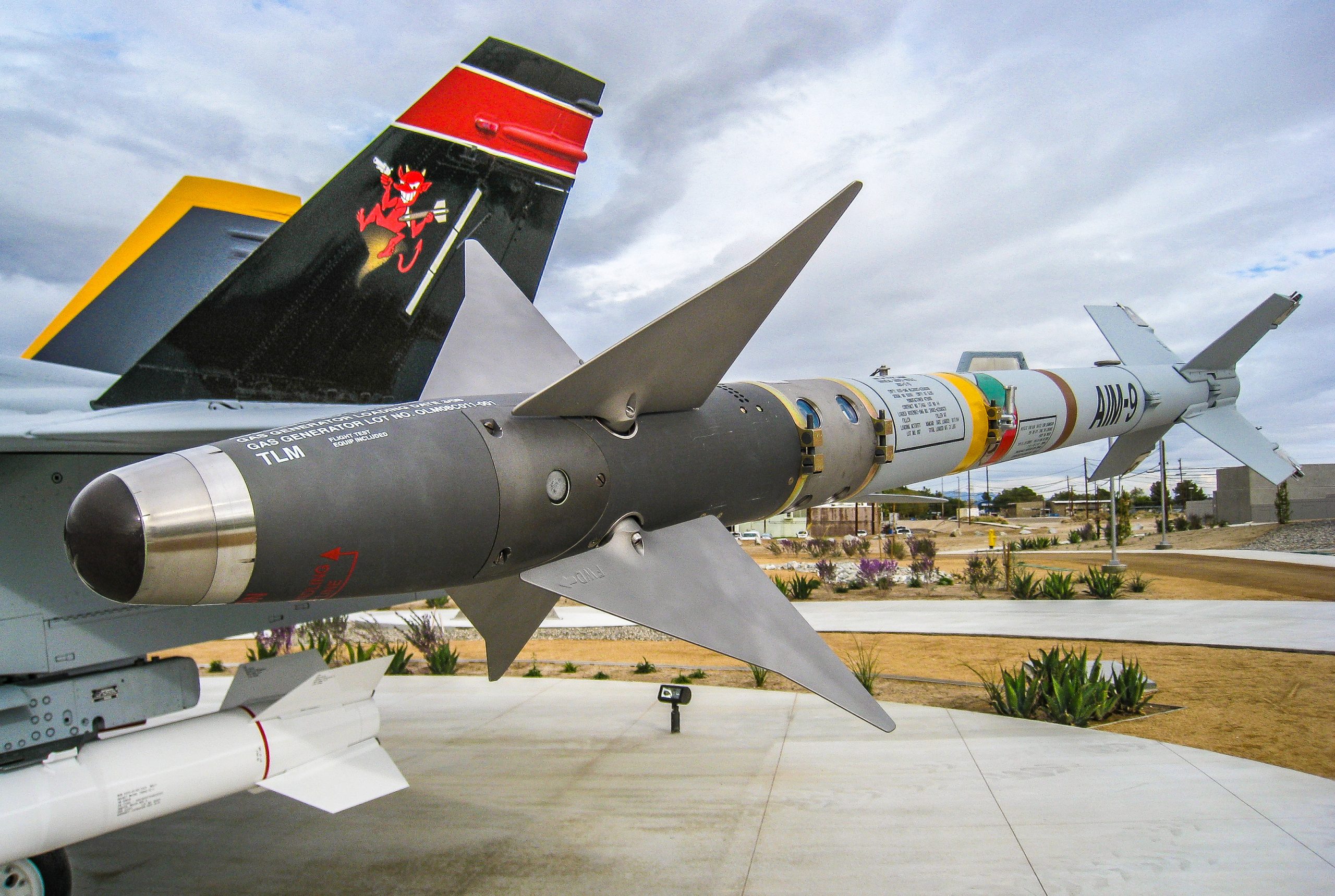 VS kondigt nieuw hulppakket van $200 miljoen aan voor Oekraïne, met onder meer AIM-9 Sidewinder-raketten en andere wapens VS kondigt nieuw hulppakket van $200 miljoen aan voor Oekraïne, met onder meer AIM-9 Sidewinder-raketten en andere wapens