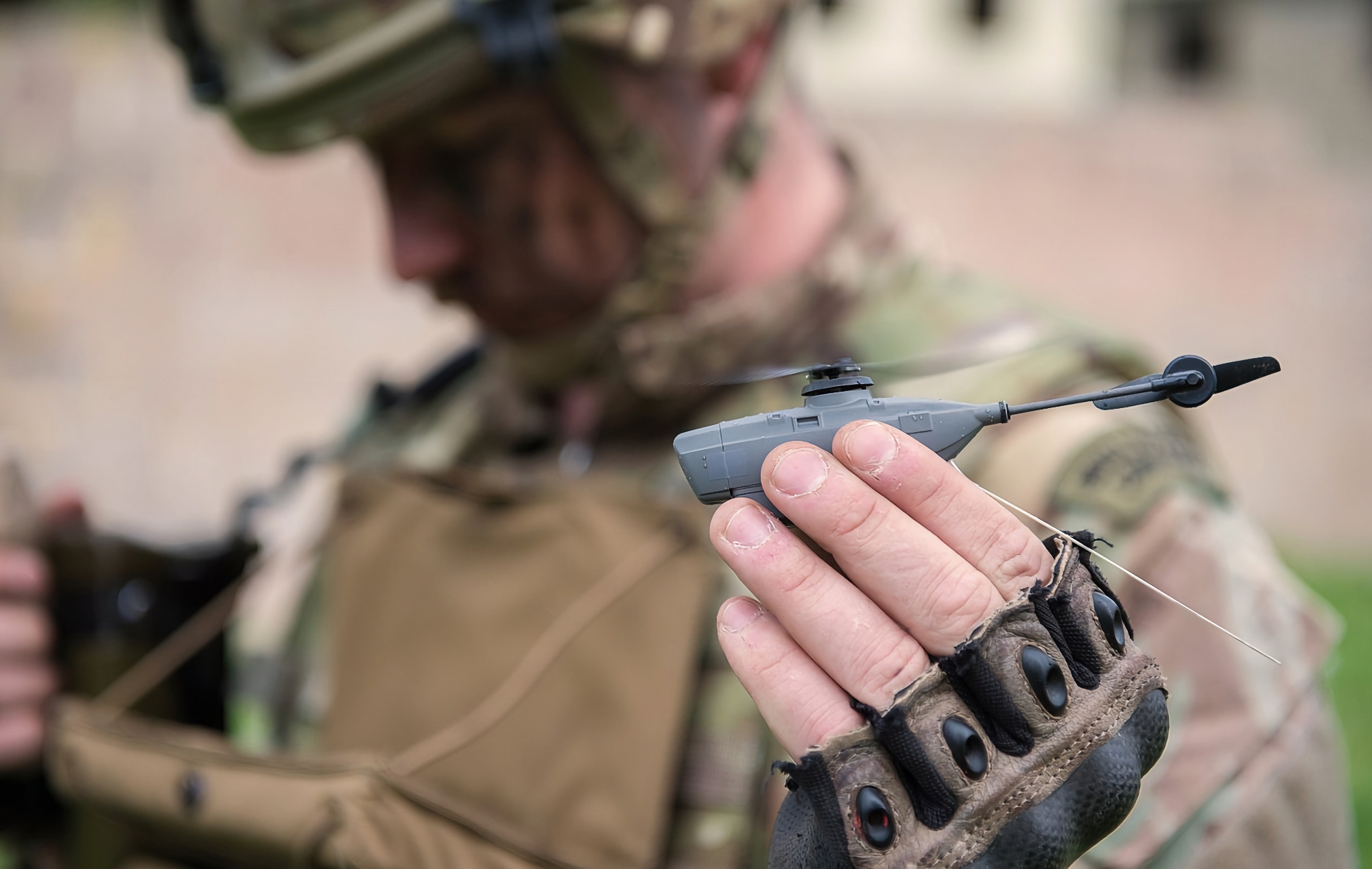 Noorwegen geeft Oekraïne nieuwe lading Black Hornet microdrones voor stedelijke oorlogsvoering Noorwegen geeft Oekraïne nieuwe lading Black Hornet microdrones voor stedelijke oorlogsvoering