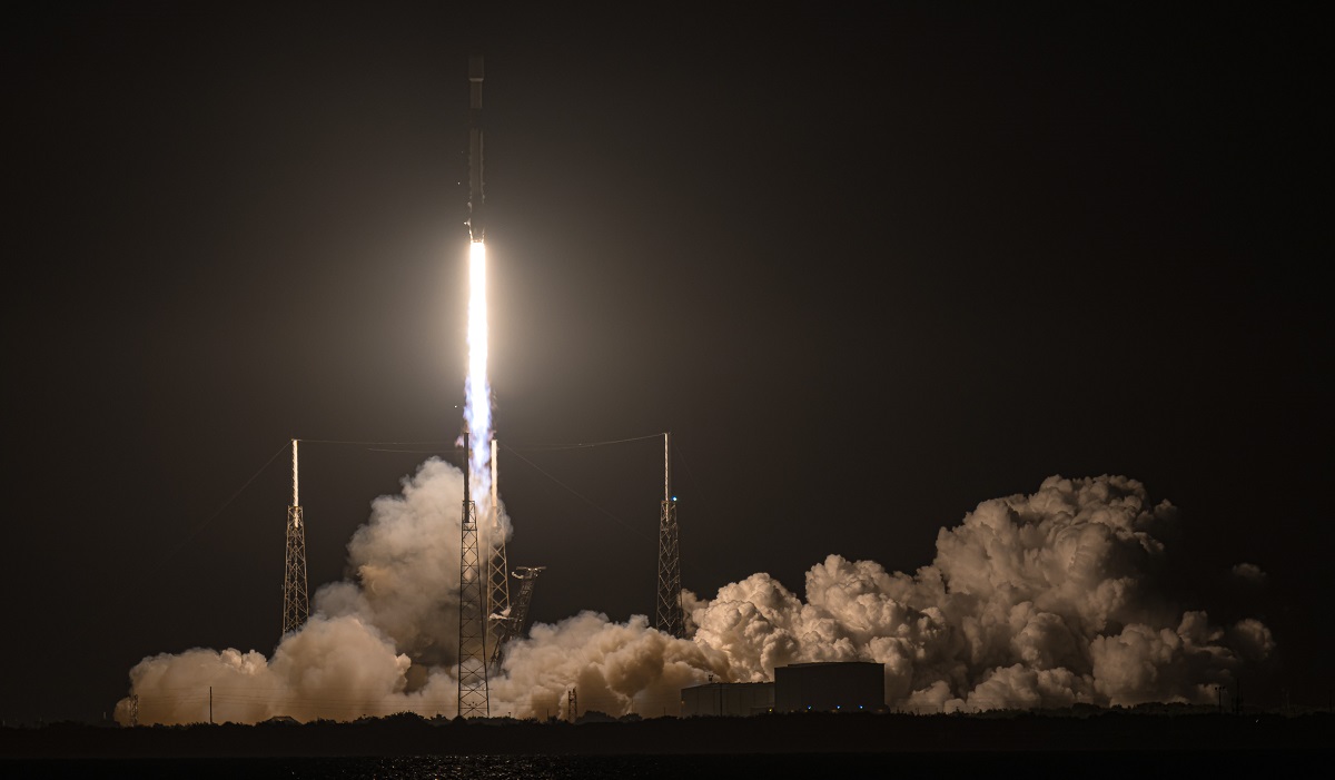 1 booster - 16 lanceringen: SpaceX vestigt record voor hergebruik eerste trappen Falcon 9-raket