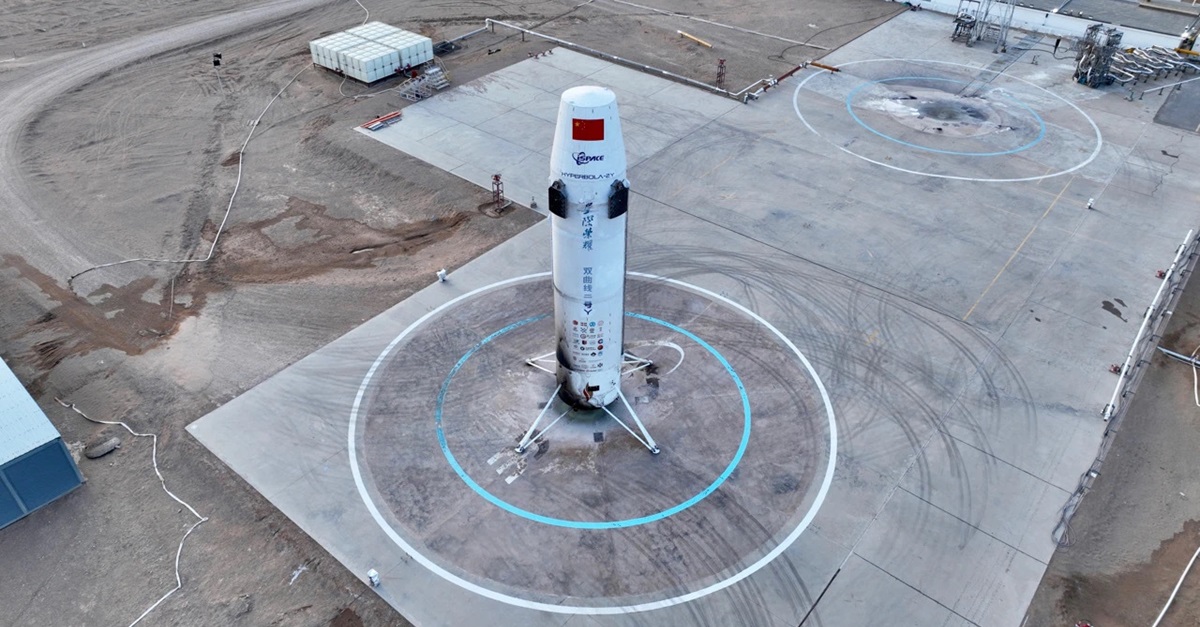 China's Hyperbola-2 raket sprong 343 meter ver en maakte een precieze zachte landing met minder dan 30 cm afbuiging China's Hyperbola-2 raket sprong 343 meter ver en maakte een precieze zachte landing met minder dan 30 cm afbuiging