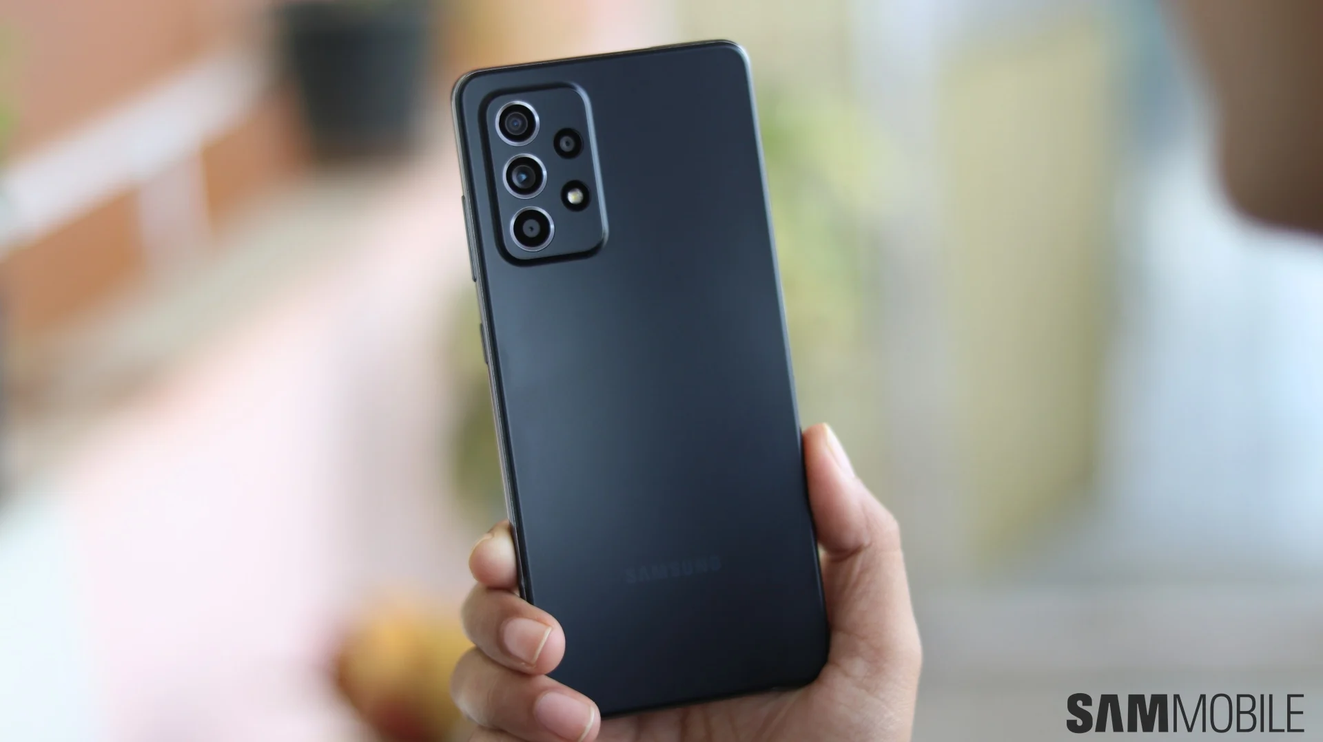 Samsung Galaxy A52 4G blijft zonder nieuwe updates Samsung stopt met de update voor Galaxy A52 4G: Wat betekent dit voor gebruikers?